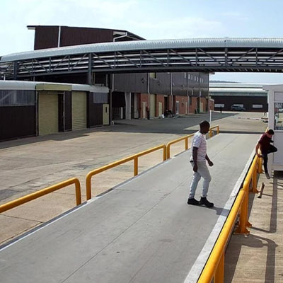 Bincen in Africa: Trusted Since 2002 38 The installation of unmanned truck scales in Mauritius has been completed and put into use: