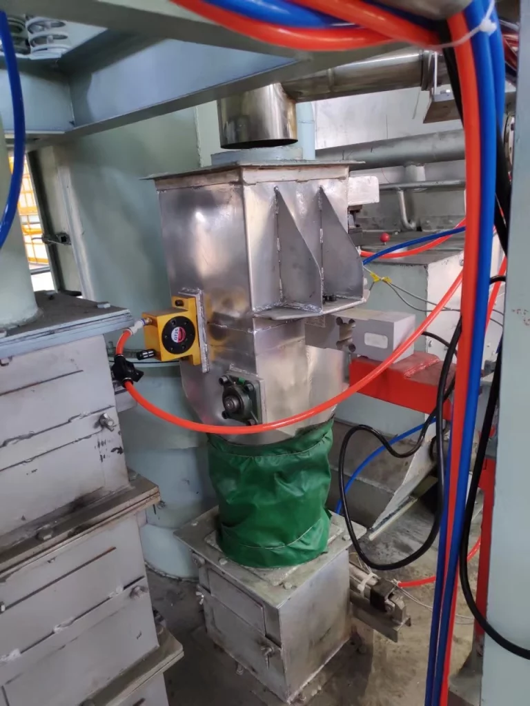 15L Small Bag Powder Packaging Machine 2