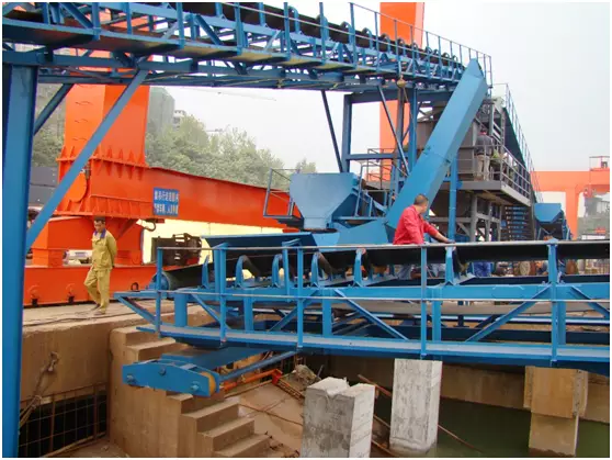 Centralized and Decentralized Control System for Weighing and Conveying