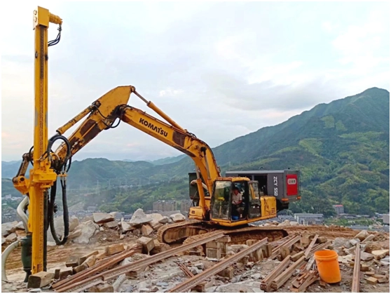 Excavator Refitting Drilling Rig1